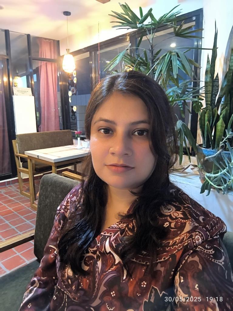 Dr. Divya 